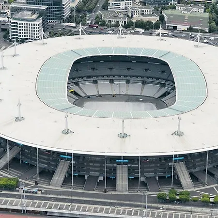 Arena Porte La Chapelle Séjour chez l'habitant *