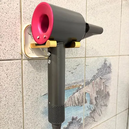 Arena Porte La Chapelle Séjour chez l'habitant