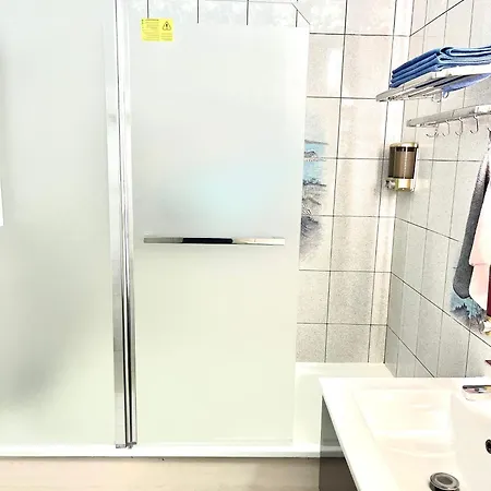 Arena Porte La Chapelle Séjour chez l'habitant